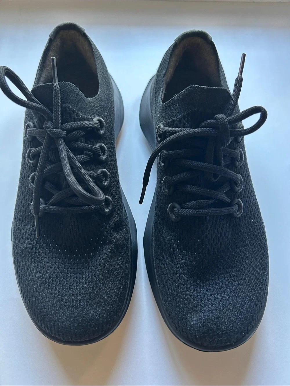 Men's Allbird Tree Runners black on black